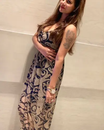 Hadgaon Escort